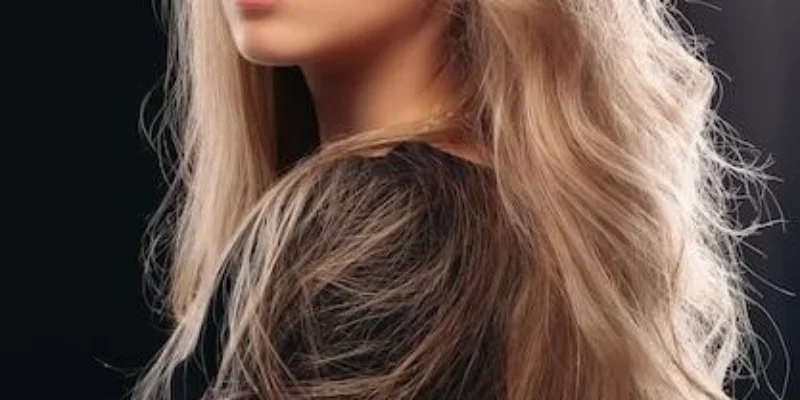 Подчеркните красоту голубо-серых глаз: выберите идеальный цвет волос