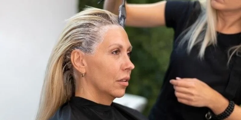 Челка для овального лица на средние волосы: подчеркните свою красоту с идеальной стрижкой!