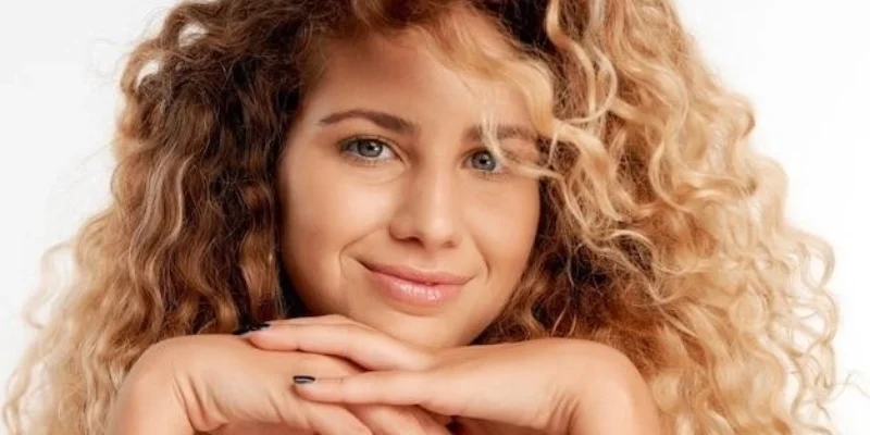 Подчеркните свою красоту: стрижки для полных женщин с круглым лицом, которые вдохнут уверенность!