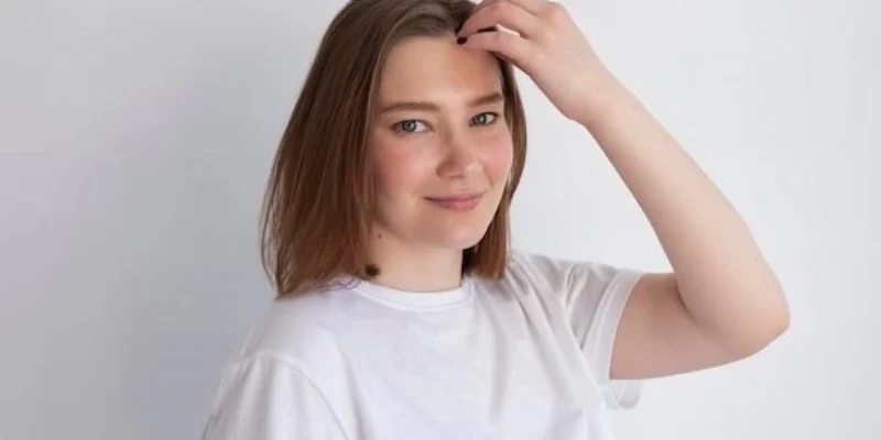 Боб-каскад с челкой на средние волосы: стиль и легкость в одной стрижке