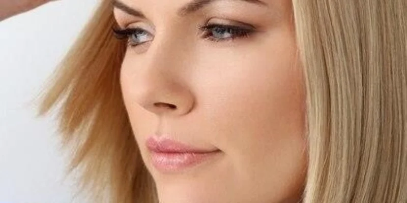 Градуированный боб с челкой на средние волосы: модный образ для уверенных женщин