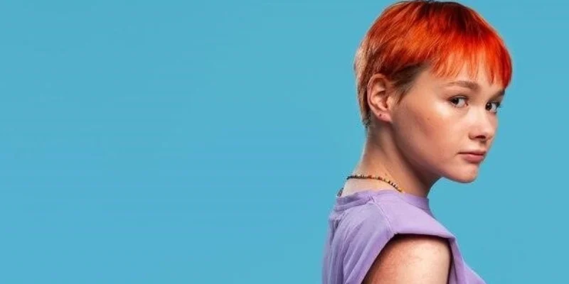 Прическа с хвостиком мужская и выбритыми висками: Выразите свою индивидуальность с модным и стильным образом!