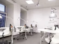 Курсы аппаратного маникюра и педикюра в онлайн